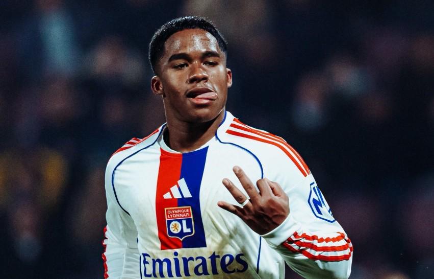 hth华体会官网-六台：恩德里克带了一个7人团队到里昂，包括在皇马的理疗师