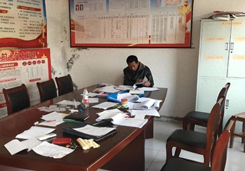 华体会体育最新登录地址-村干部要“交差”了！上面下死命令，多数村庄必须拿出创收成绩单